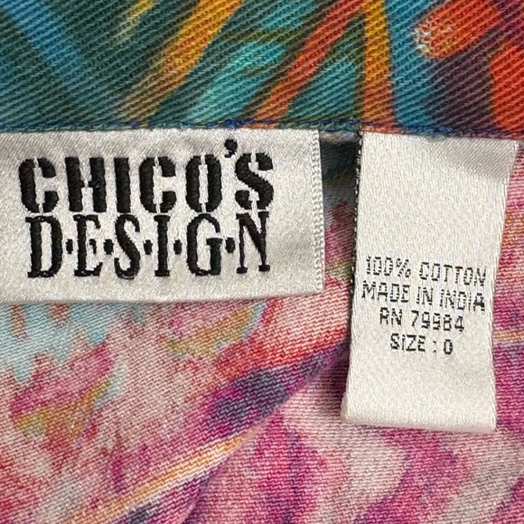 Chico’s Design Vintage Abstract Southwest Inspired Print 100%Cotton Denim Jacket - Picture 8 of 9
